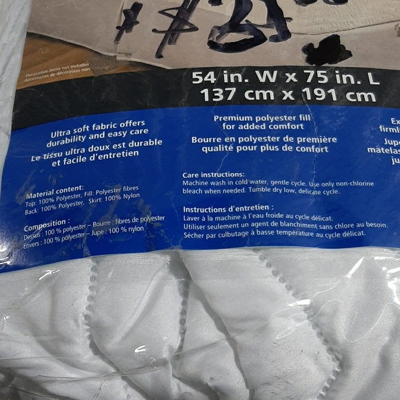 Bedding - Picture 3 of 6